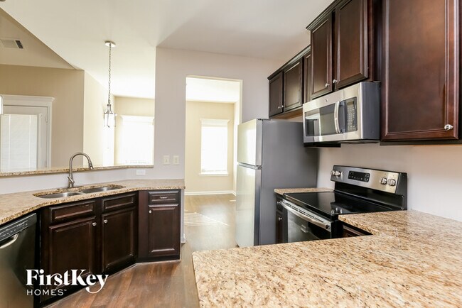 Building Photo - 1751 Tugalo Dr