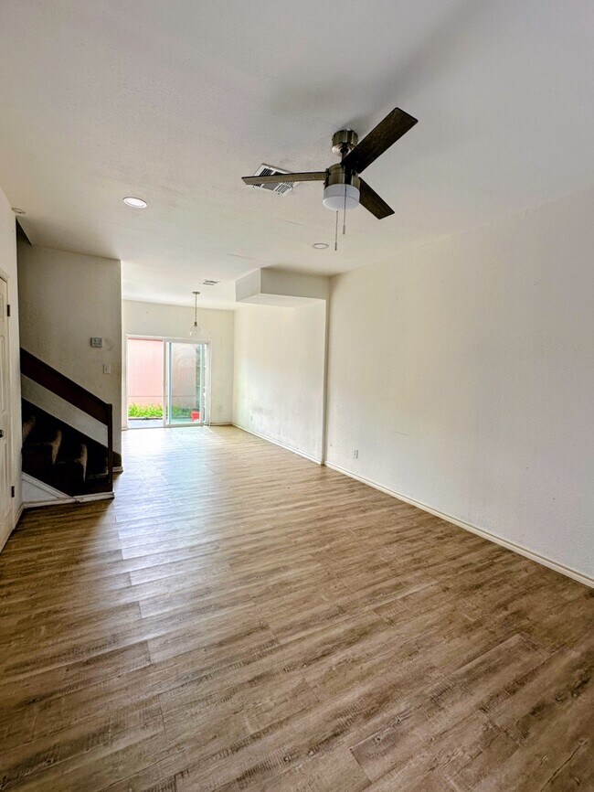 Foto del edificio - 12400 Brookglade Cir