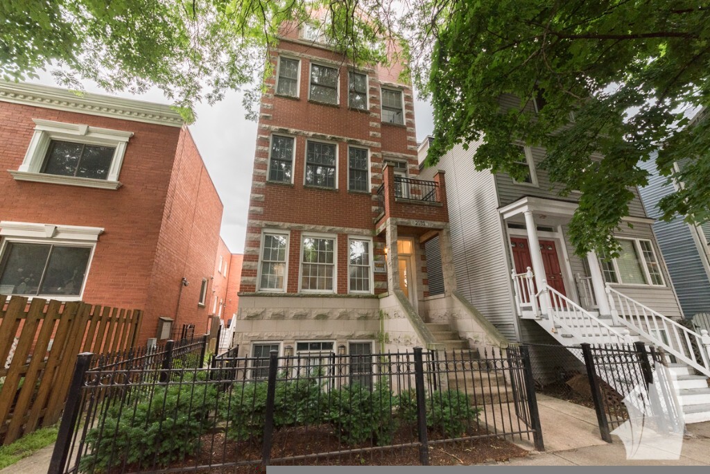 Primary Photo - 2653 N Wayne Ave