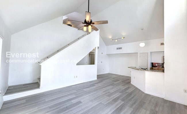 Building Photo - 9114 Lake Chase Island Way