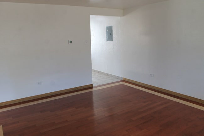 Foto del edificio - 4225 W 70th Pl