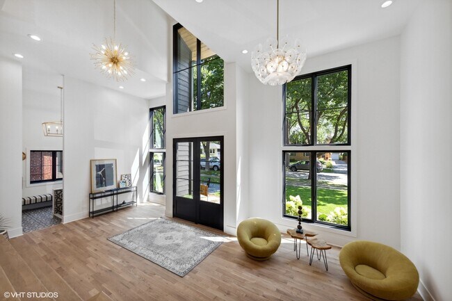 Foto del edificio - 4554 Harvey Ave