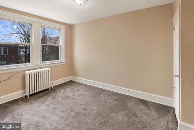 Foto del edificio - 202 W 35th St