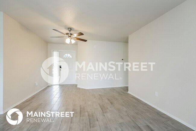Building Photo - 4740 Escalante Dr
