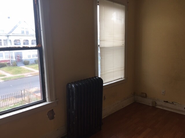 Building Photo - 45-47 Shultas Pl