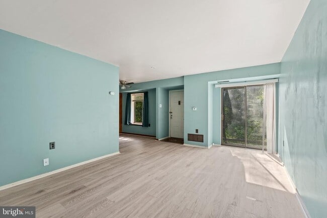 Foto del edificio - 1004 Timber Creek Rd