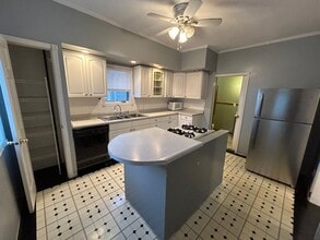 Building Photo - 1729 12th St