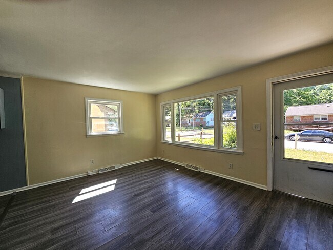 Foto del edificio - 1307 Camden Ave