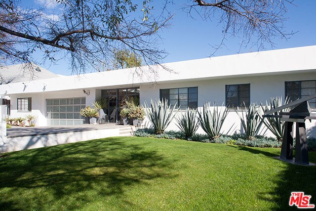 Primary Photo - 394 N Saltair Ave