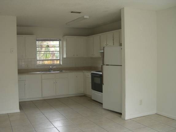 Foto del edificio - 2309 Lake Worth Rd