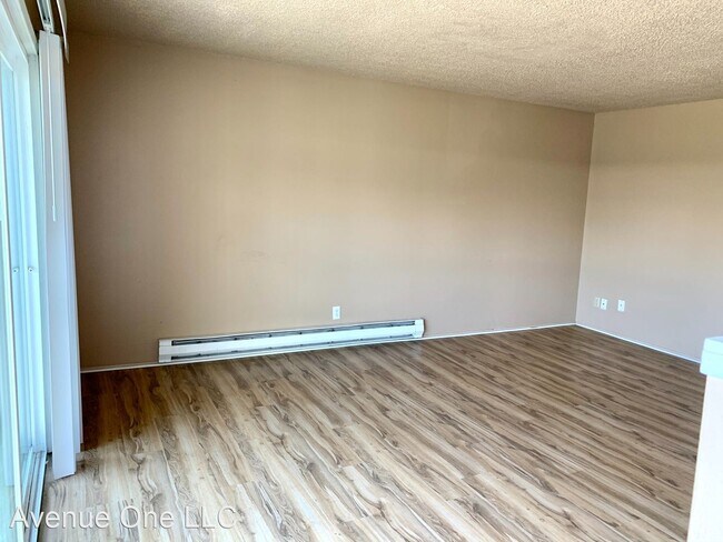 Foto del edificio - 820 S 219th St