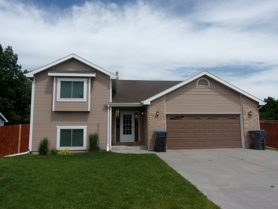 Primary Photo - House For Lease