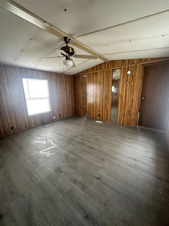 Foto del edificio - Available Soon! Apply Now! Rent this 2 bed...