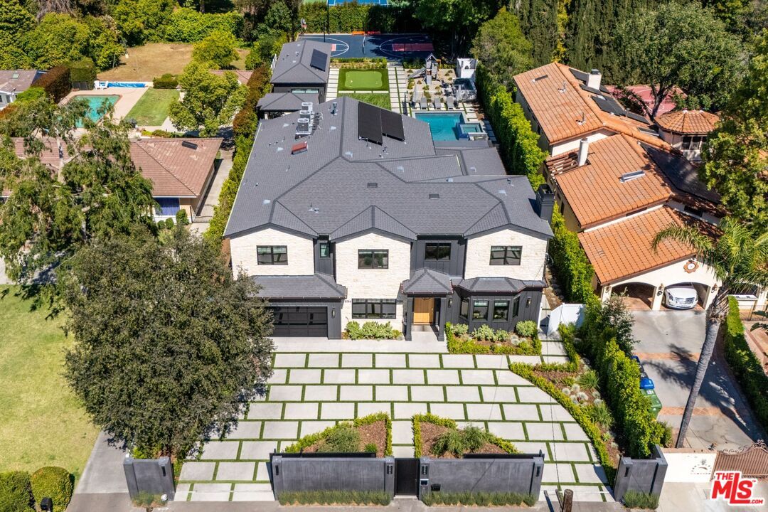 Foto principal - 5084 Valjean Ave