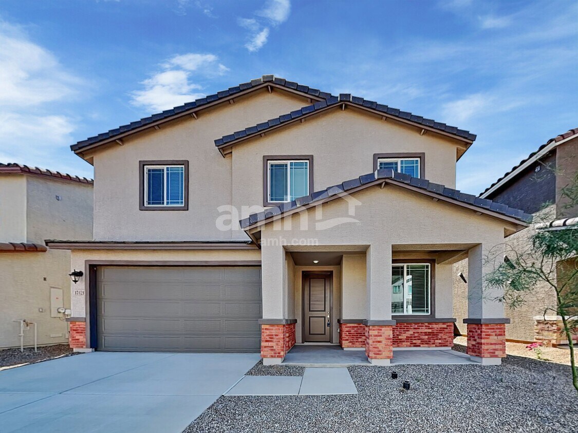 Foto principal - 17121 Puget Ave