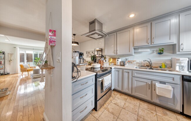 Foto del edificio - 2628 Kansas Ave