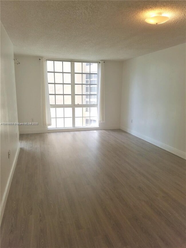Building Photo - 1280 S Alhambra Cir