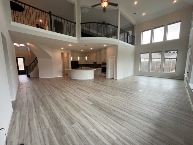 Building Photo - 18411 Starlight Vly Trl