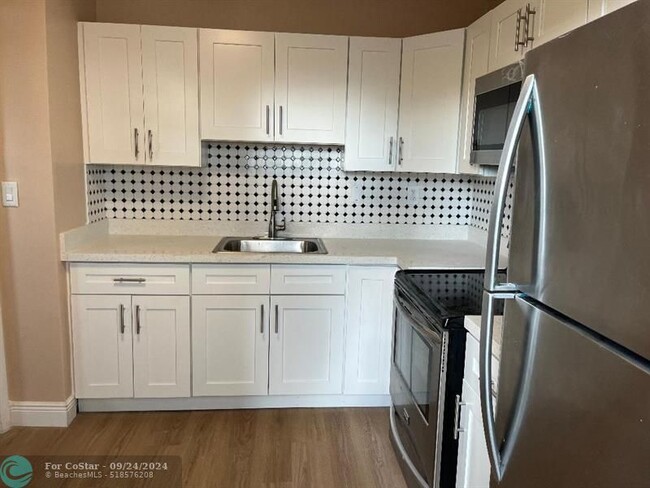 Foto del edificio - 1280 NW 43 Terrace