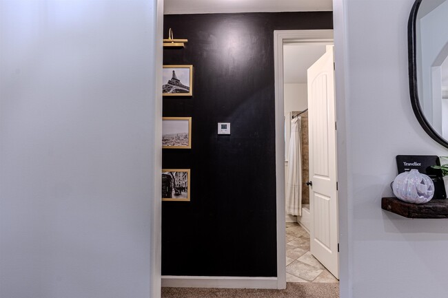 Building Photo - 2438 Red Vintage Ln