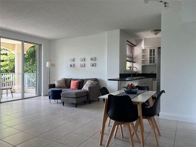 Foto del edificio - 1824 Brickell Ave