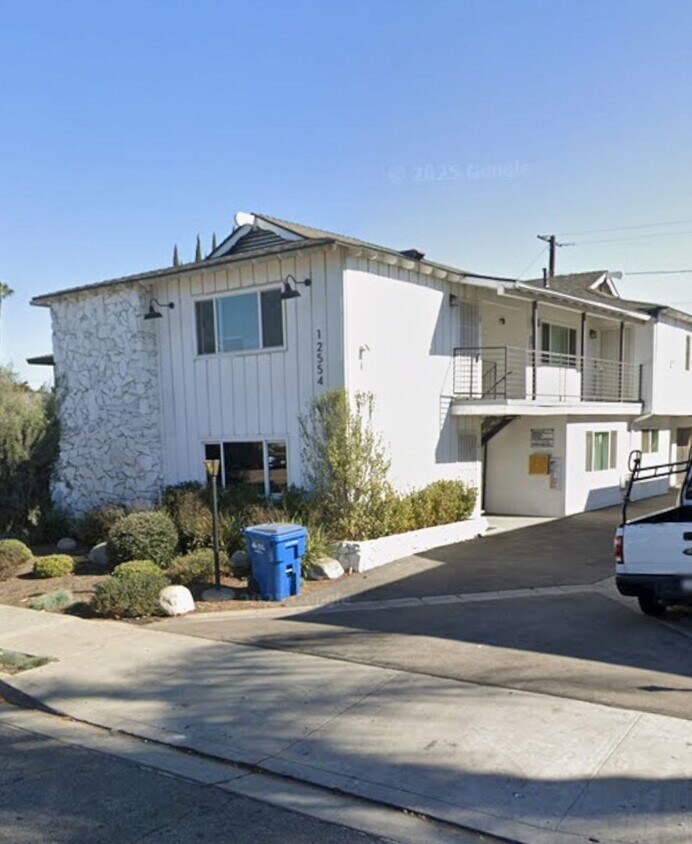 Foto del edificio - 12554 Brookshire Ave