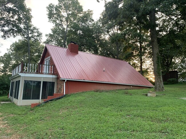 Foto del edificio - 4 br, 1 bath House - 1089 Ford Rd