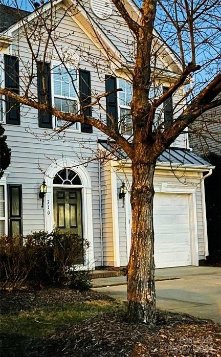 Foto del edificio - 710 Mickelson Way