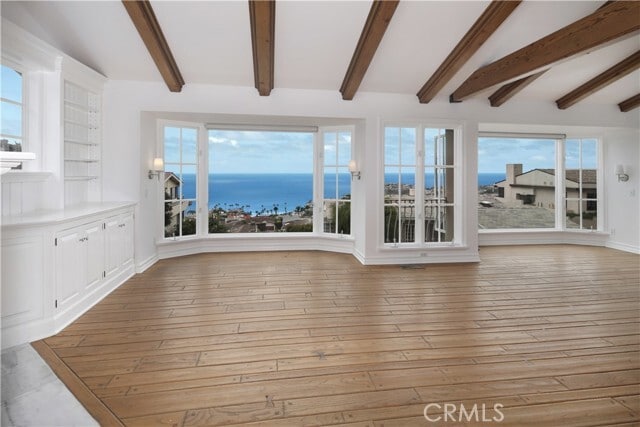Building Photo - 520 Emerald Bay