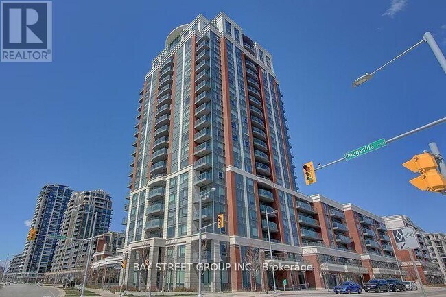 Photo du bâtiment - 1 Uptown Dr