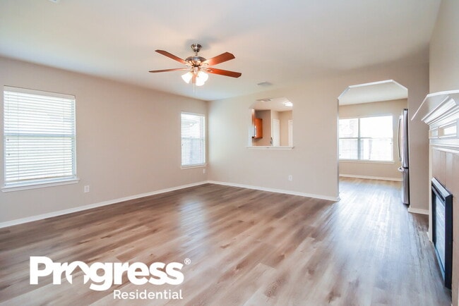 Building Photo - 3121 Centennial Village Dr