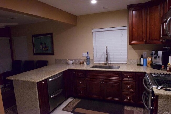 Foto del edificio - 411 Windjammer Cir