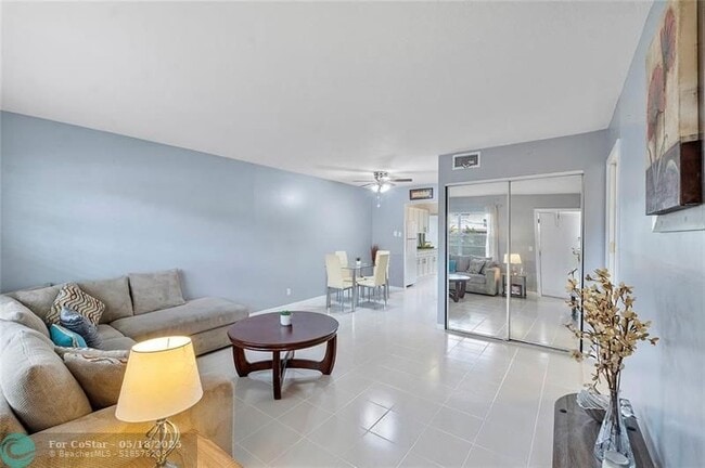 Foto del edificio - 7500 NW 5th Ct