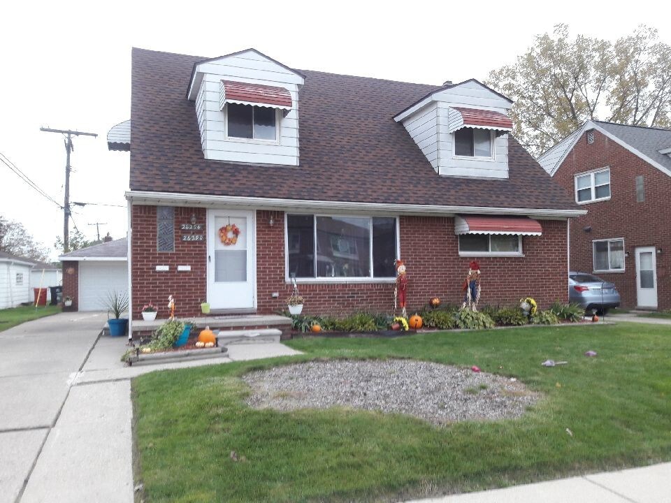 26294 Pinehurst St, Roseville, MI 48066 Townhome Rentals in Roseville