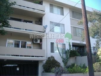 Primary Photo - 1955 Tamarind Ave