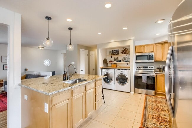 62nd10976 - 62nd10976 Apartment