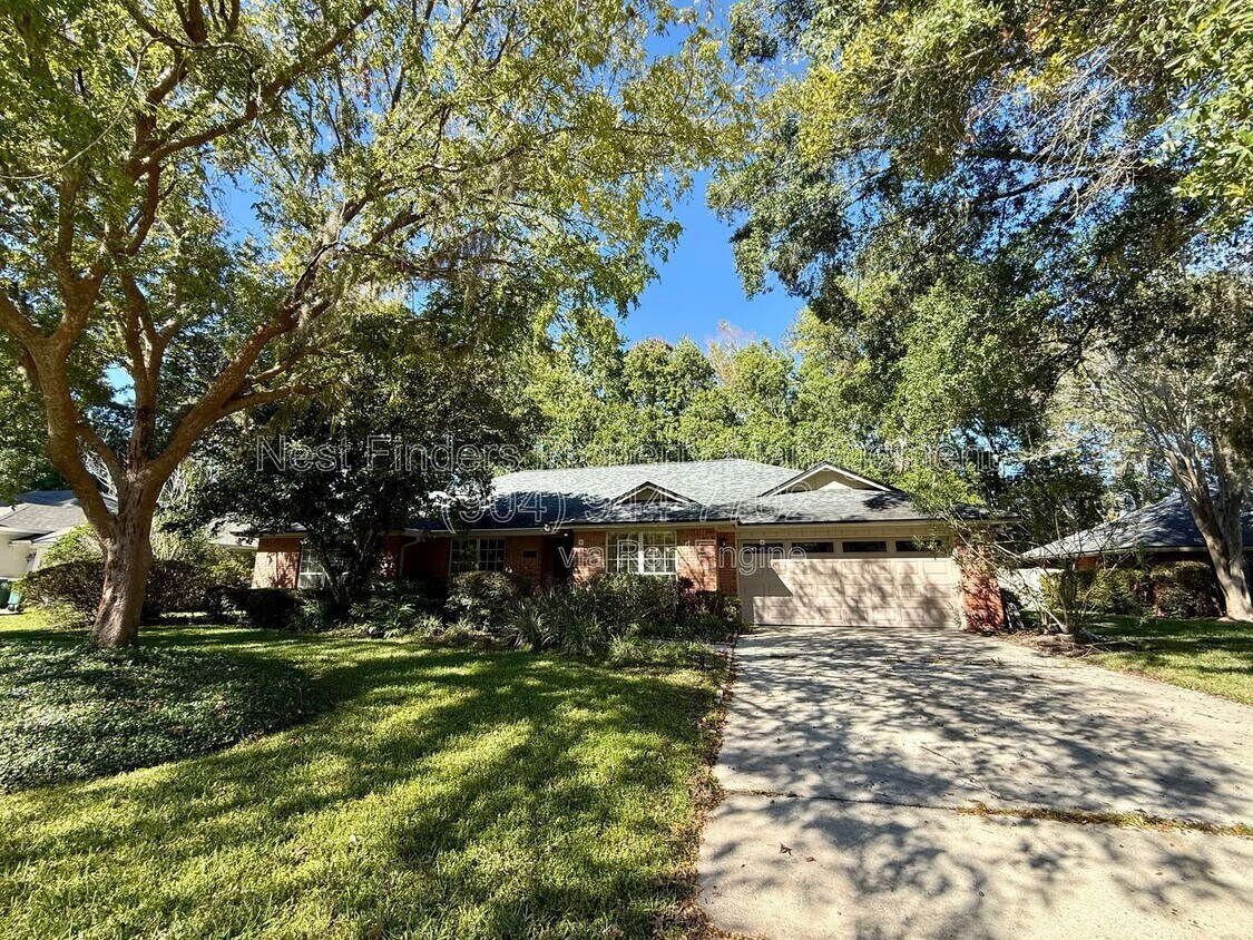 Primary Photo - 2217 Hammock Oaks Dr N