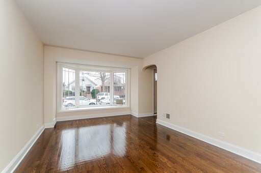 Foto del edificio - 10330 S Green St