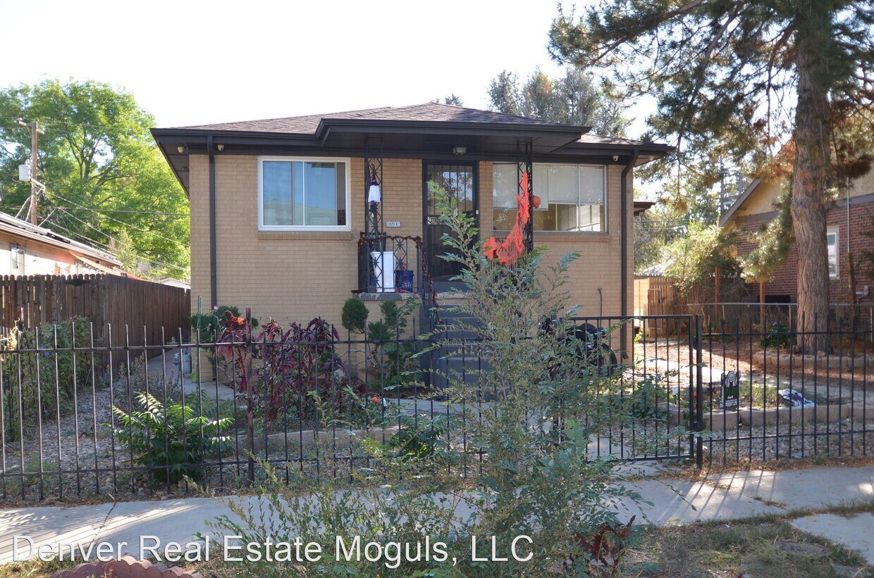 Primary Photo - 2 br, 1 bath House - 1574 Tamarac Street U...