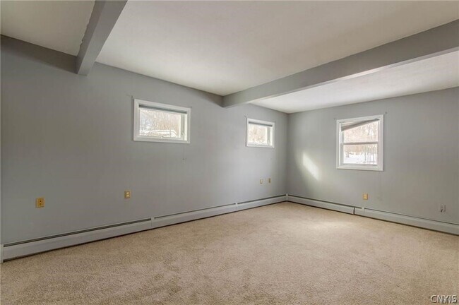 Building Photo - 1126 Holcomb St
