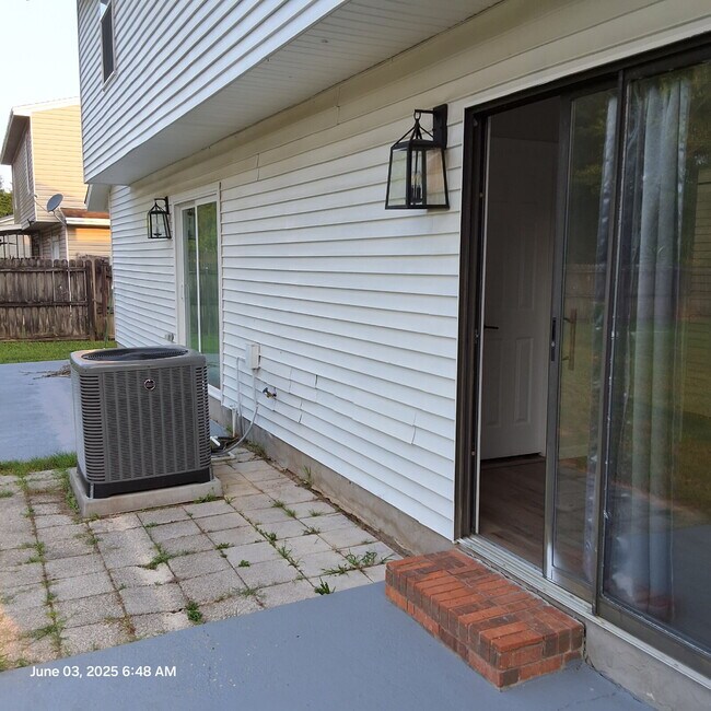 Foto del edificio - 3282 Fairway Pl