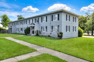 Building Photo - 1927 Central Ave