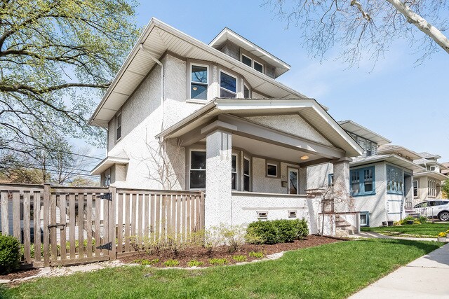 Foto del edificio - 725 Carpenter Ave