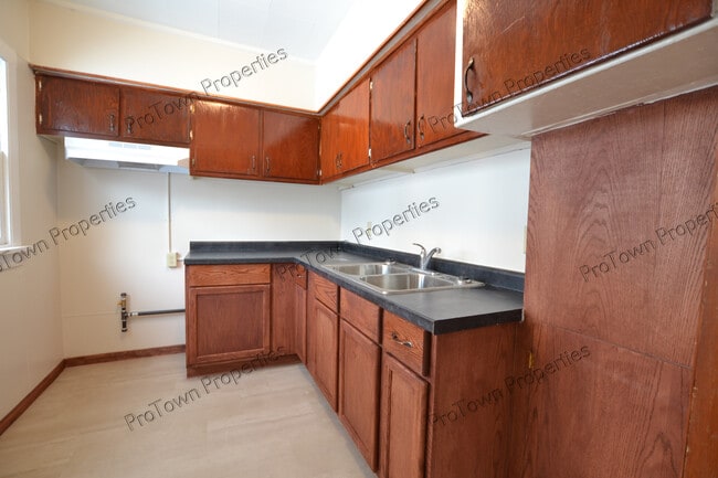 Foto del edificio - 116 S Briggs St