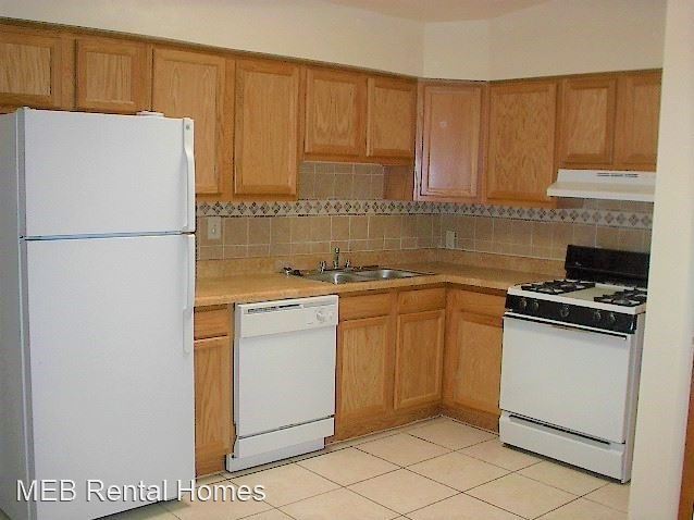 Foto del edificio - 5 br, 3 bath House - 819 E Alturas Street