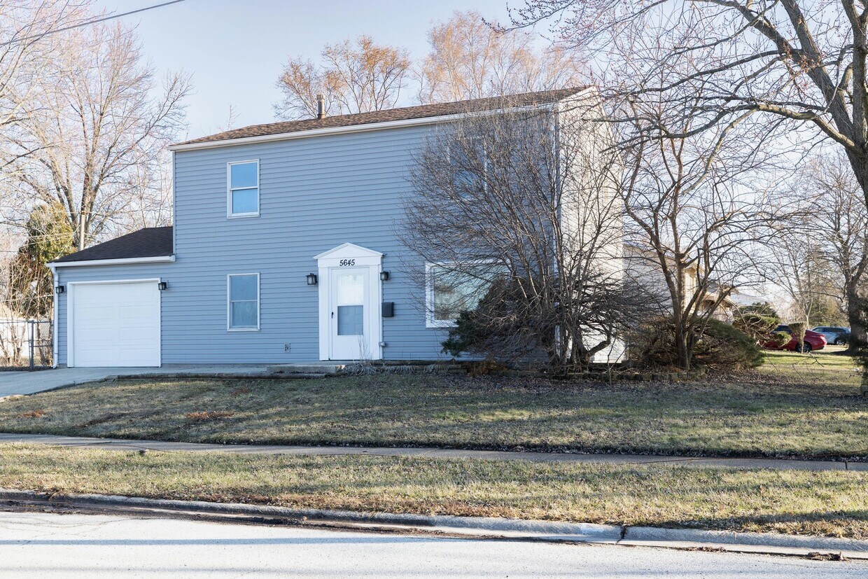 Primary Photo - 5645 Colgate Ln