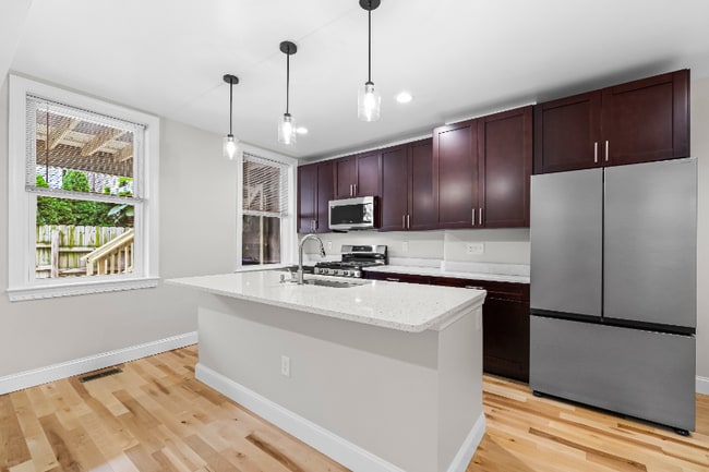 Photo - 1439 Haubert St Apartment