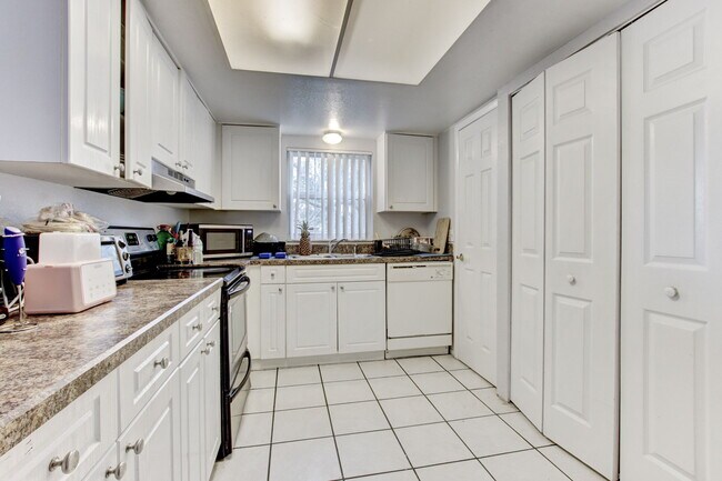 Foto del edificio - 9908 Sweepstakes Ln