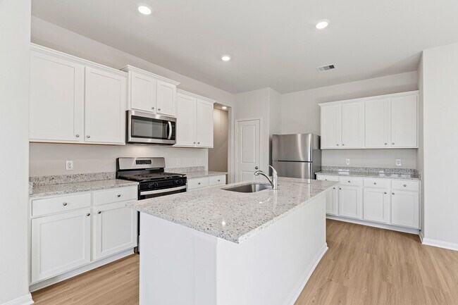 Foto del edificio - 1035 Rosewood Trl