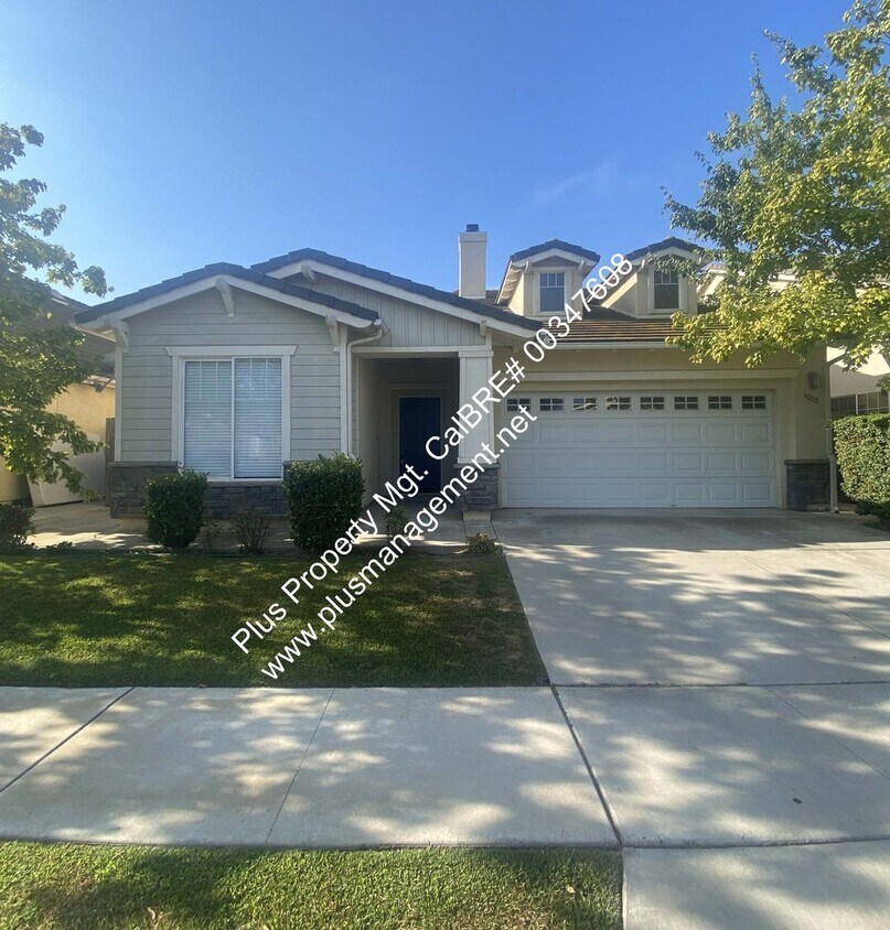 Primary Photo - Single Story Home in the Classics of Bradl...